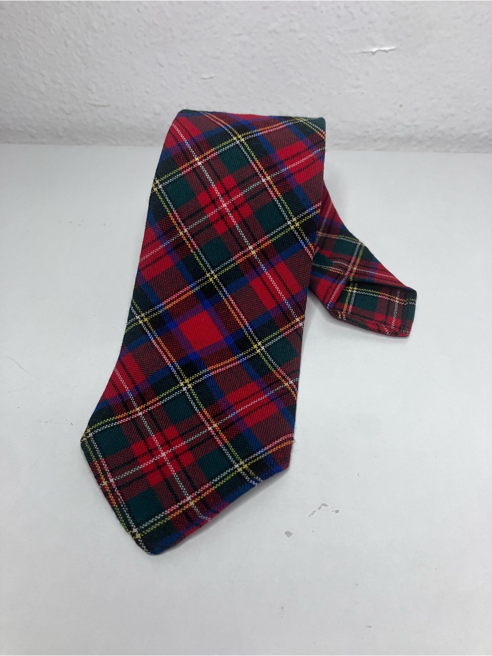Mens Scottish Royal Stewart Tartan Neck Tie 100% Wool Scotland Red Plaid Holiday